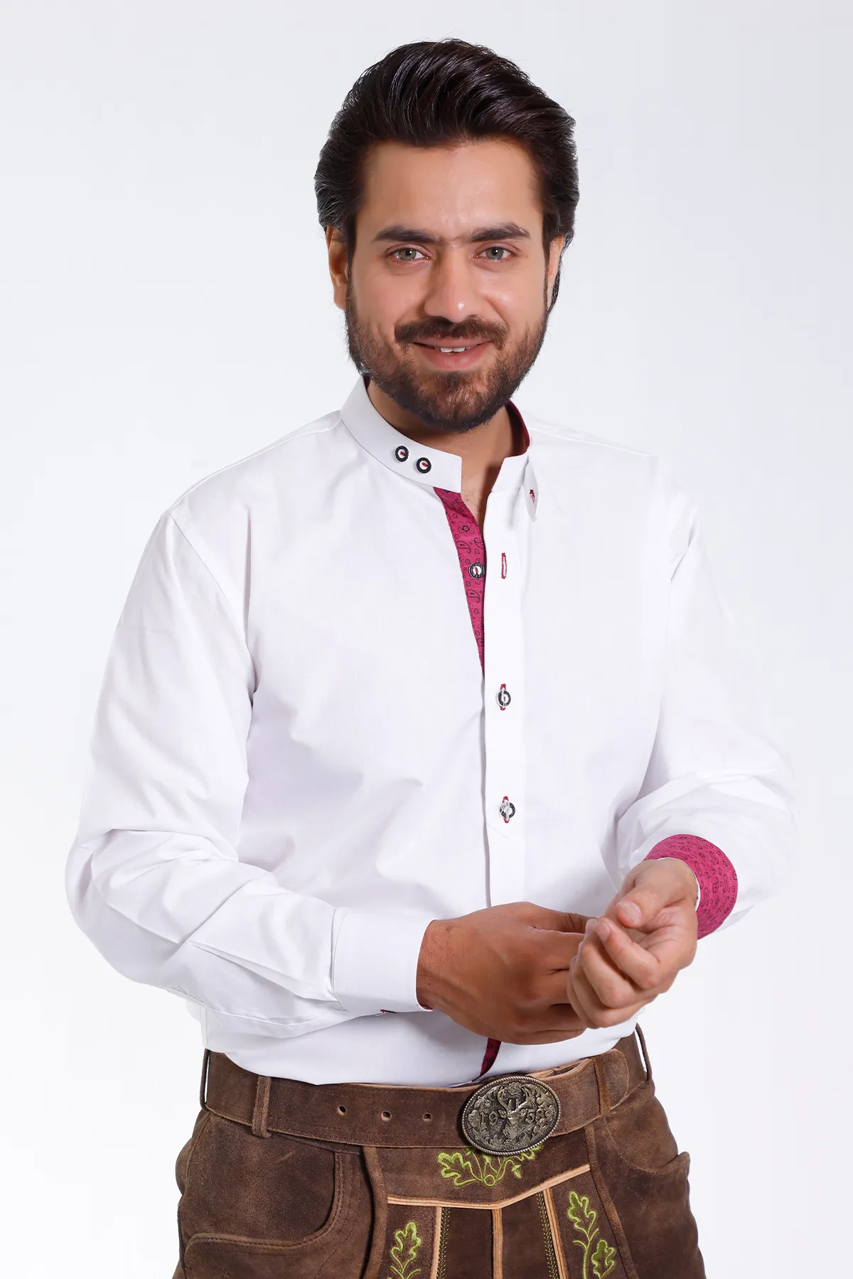 Alpine Elegance White Lederhosen Shirt with Red Accents - Image 4