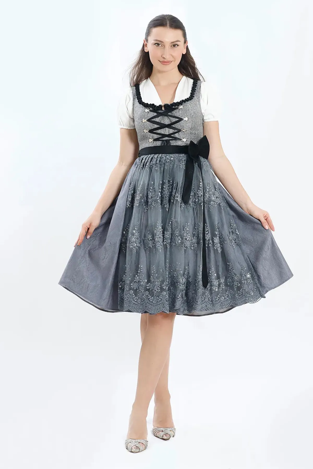 Classic Gray Dirndl - Authentic Otkoberfest Dress - Image 5