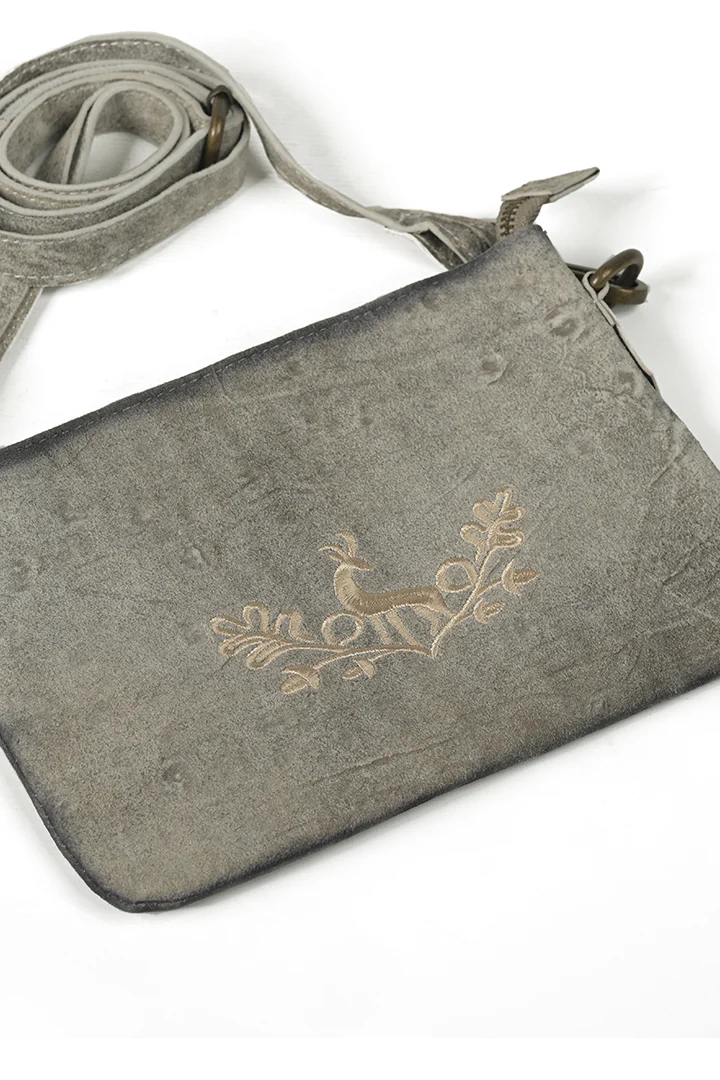 Women Stylish Oktoberfest Bag in Gray Colour - Image 3