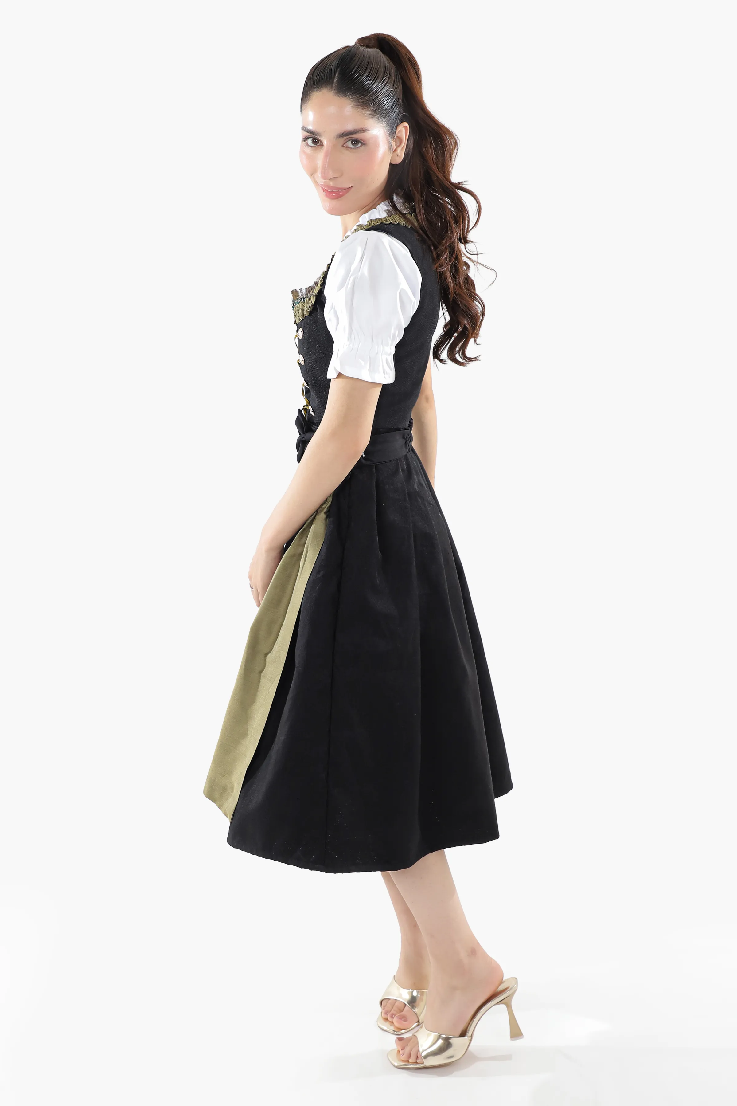 Sophisticated Black Dirndl Classic German Attire - Image 5