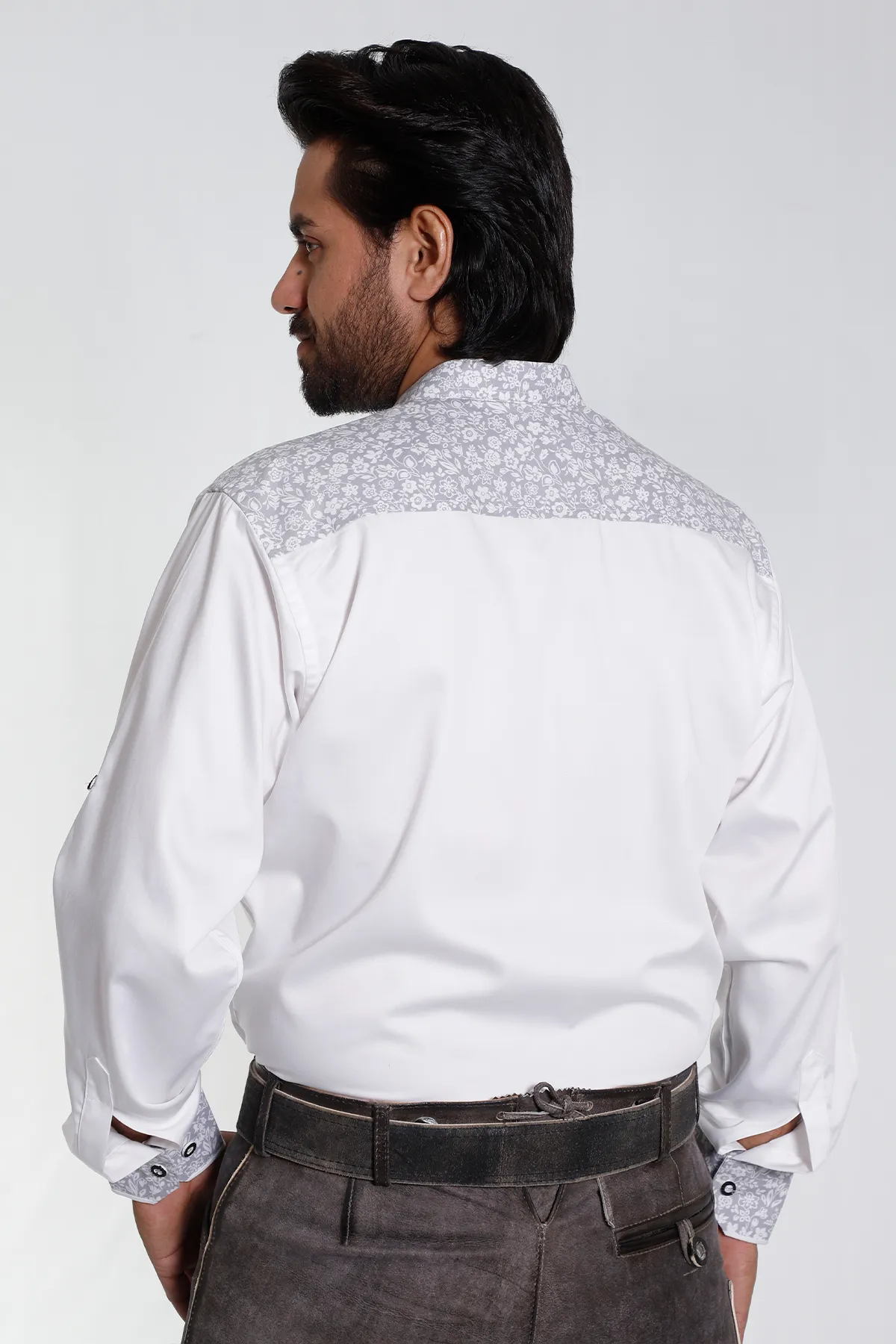 White Lederhosen Shirt with Floral Collar and Cuffs - Image 4